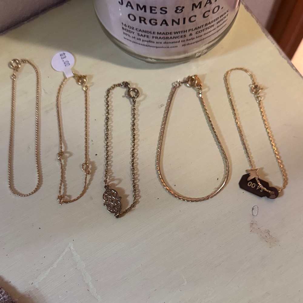 🆕 5 Elegant Gold tone Bracelet Set